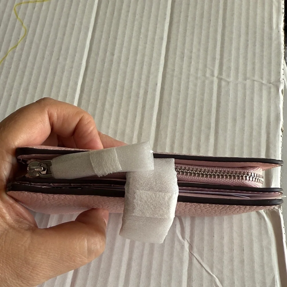 Kate Spade Lena Tutu Pink Medium Bifold Wallet.  New!
